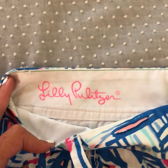 Lilly Pulitzer Callahan Shorts - Picture 3 of 5